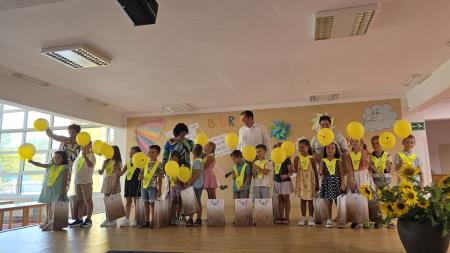 Sprejem prvošolcev v Dutovljah; Vir: Občina Sežana